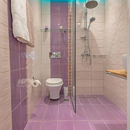 Spacious For 4 In The Center Of Rhodes Апартаменти